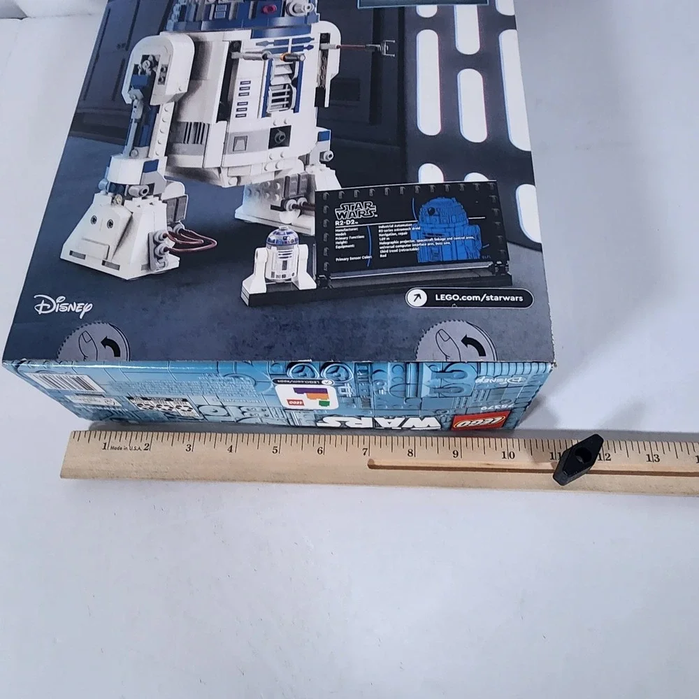LEGO Star Wars R2-D2 75379 Sealed 1050 Pieces Darth Malak Minifigure‎ NEW